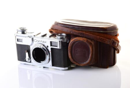🇺🇦 Pre-war Contax II rangefinder camera from 1936!