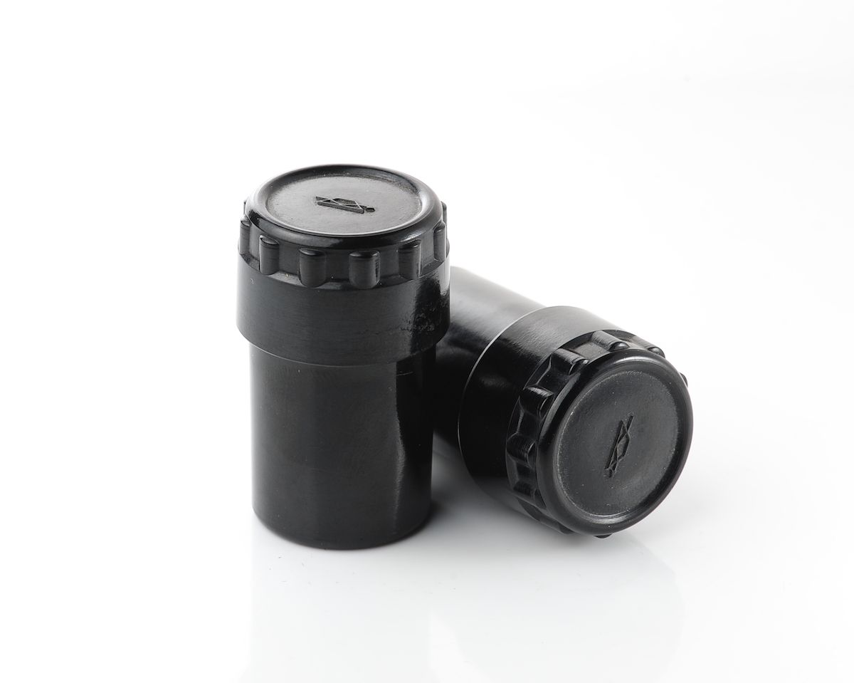 🇺🇦 Soviet KMZ flash synchronizer for the cable-release socket, in its original canister - Image 9